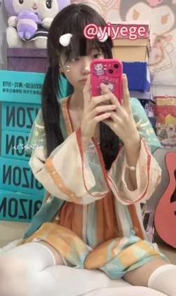 饭崽(yiyege) 福利资源合集-[3V-633.13MB]