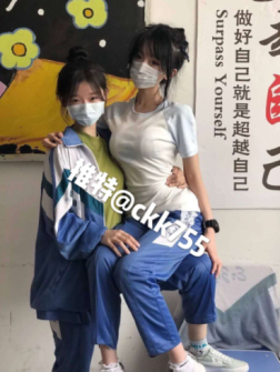 伊春二中(CKK755) 福利资源合集-[60P-6V-46MB]