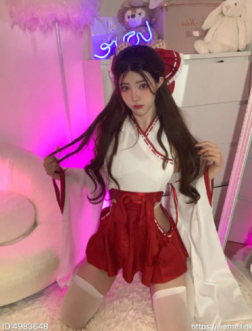 保琳球有点胖 24套写真视频资源合集-[137MB]