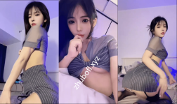 抖音嫩妹@妮好甜 定制私房福利2V/90M