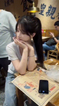 抖音福利姬美女小屁大王-屁小六裸舞合集 4.06G