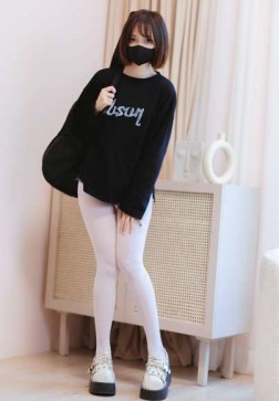 洛桑w伊梓 18套写真视频资源合集-[4.55G]